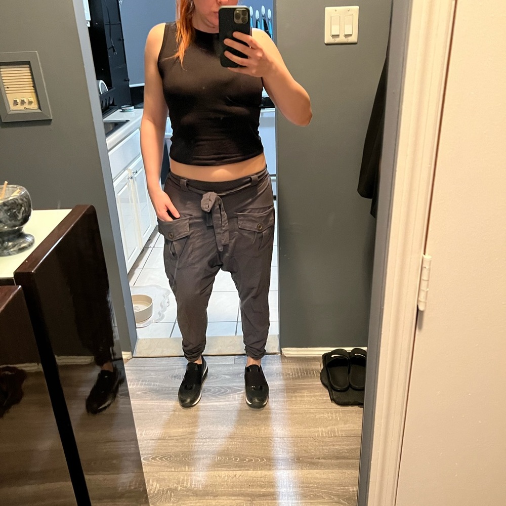 Drop crotch pants